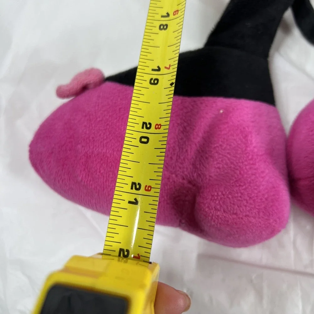 Disney Store Exclusive Minnie Mouse 21